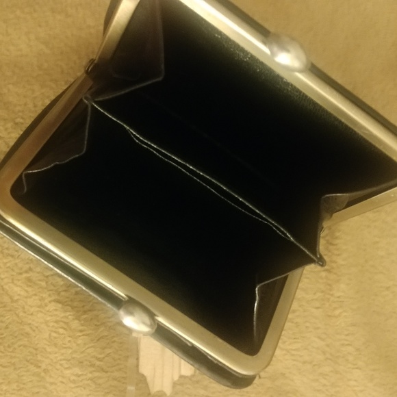 Vintage Chloe monogram black leather silver wallet - Picture 7 of 8